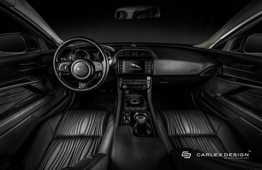 Торпедо Jaguar XE by Carlex Design 2017 года  (фото 4 из 12)